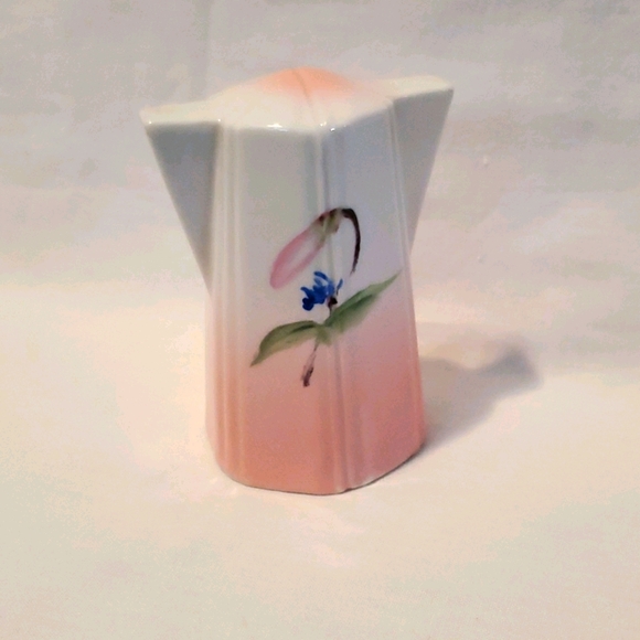 Unique Vintage Salt & Pepper Shaker Combo Japan ONE PIECE Porcelain SUPER CUTE - Picture 10 of 16